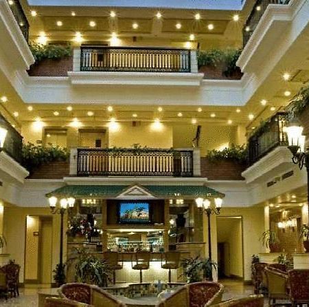 Savoy Suites Noida Kültér fotó