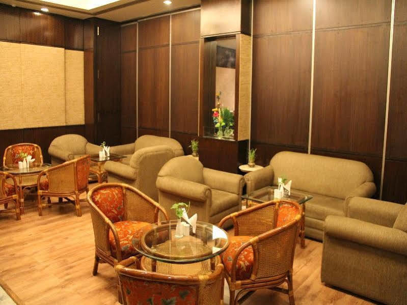 Savoy Suites Noida Kültér fotó