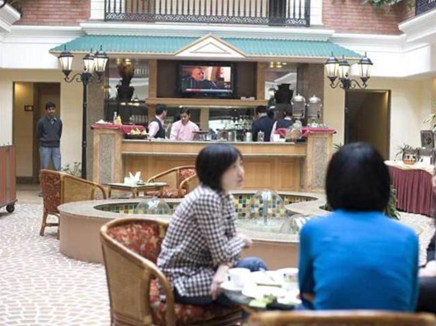 Savoy Suites Noida Kültér fotó